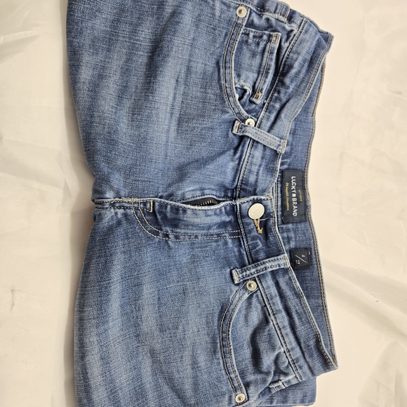 Lucky Brand Size 4/27 Blue Ladies Denim Jeans Charlie Straight - Picture 2 of 7